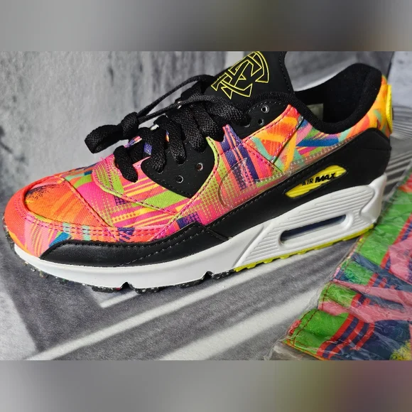 [M-6.5] Air Max 90 'LatinoHeritage Month -Familia' Sneakers
